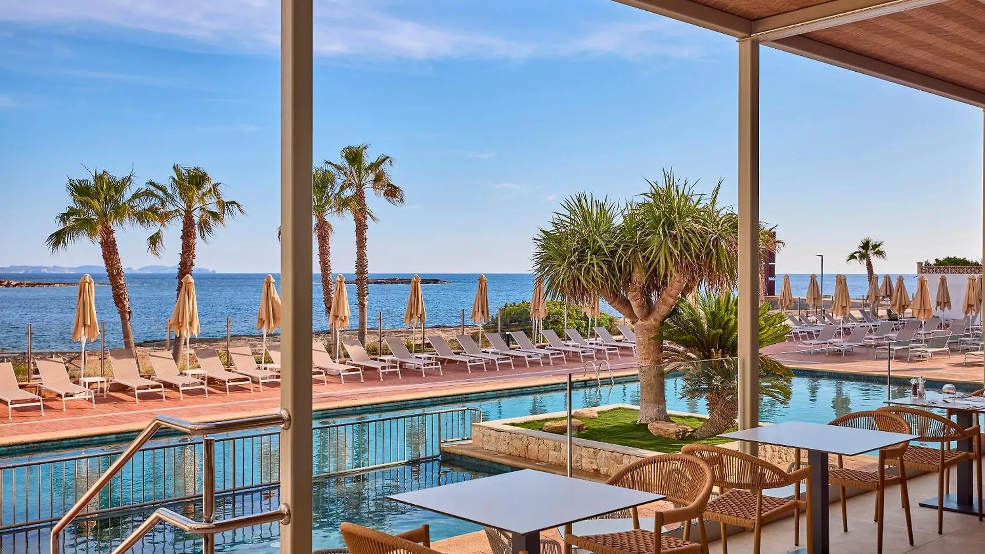 Universal Hotel Romantica Colonia de Sant Jordi 4*,