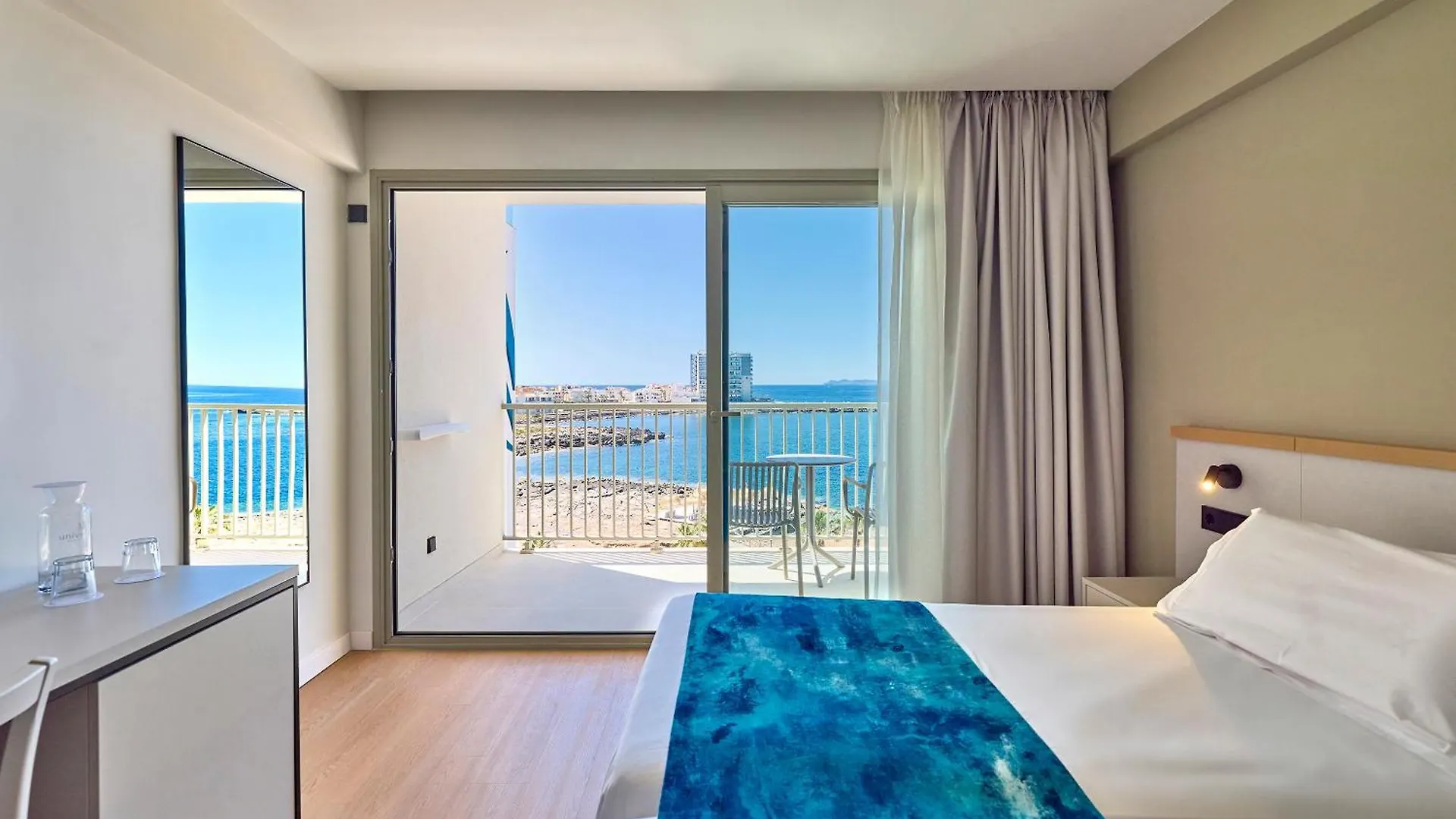 Universal Hotel Romantica Colonia de Sant Jordi